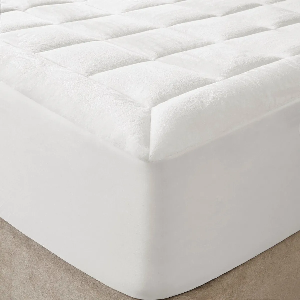 Cloud Soft Overfilled Plush Waterproof Mattress Pad