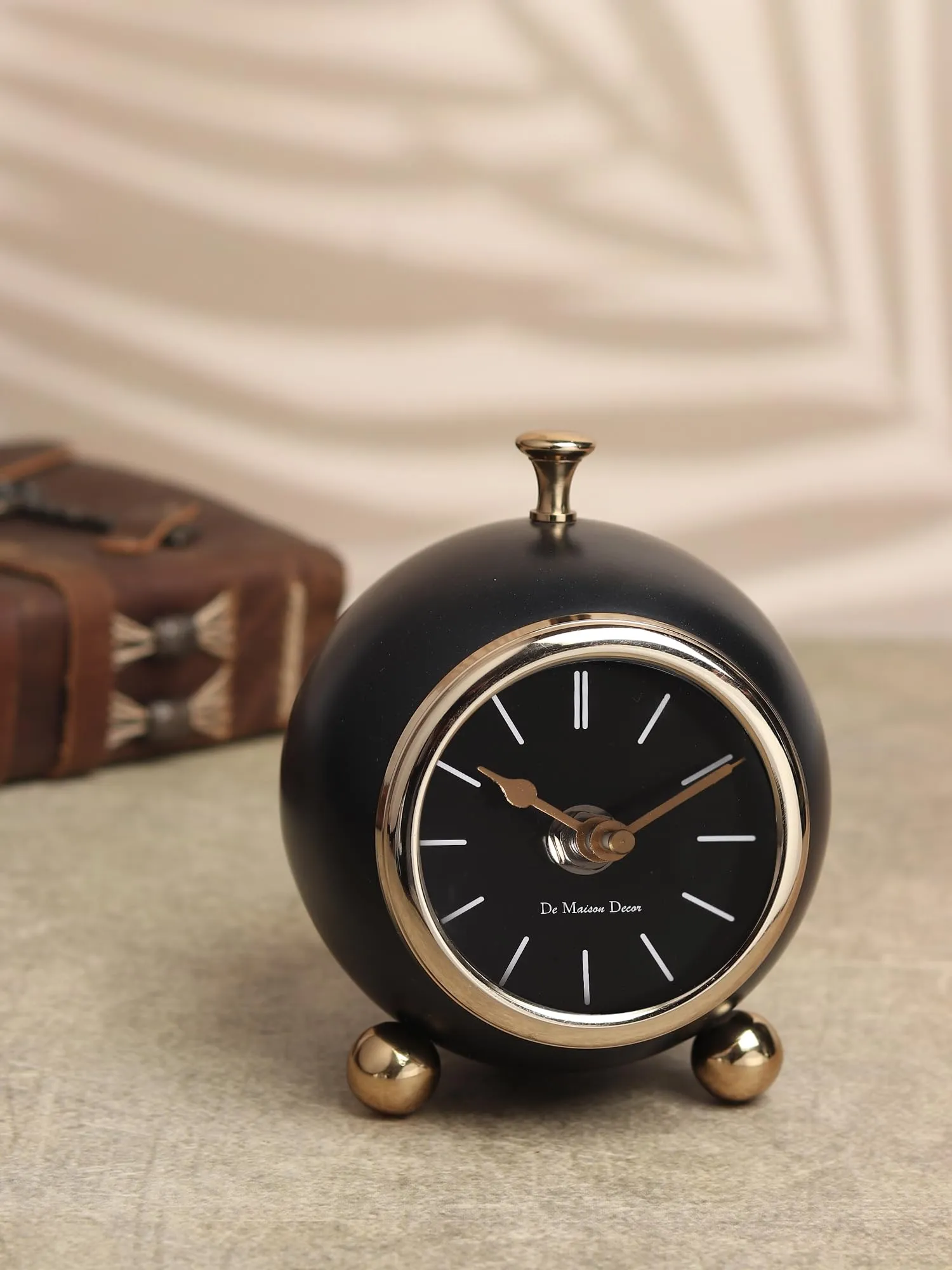 Decor de Maison Sphere Timekeeper Black Finish for Table Decor Home Decor livingroom Bedroom