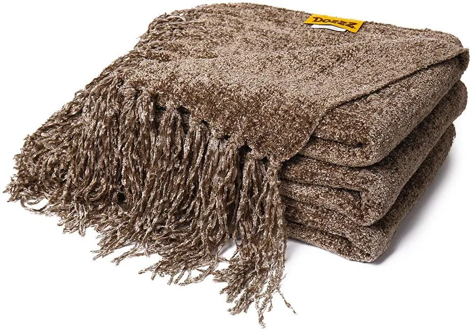 Fluffy Knitted Throw Blanket with Decorative Fringe for Home Décor