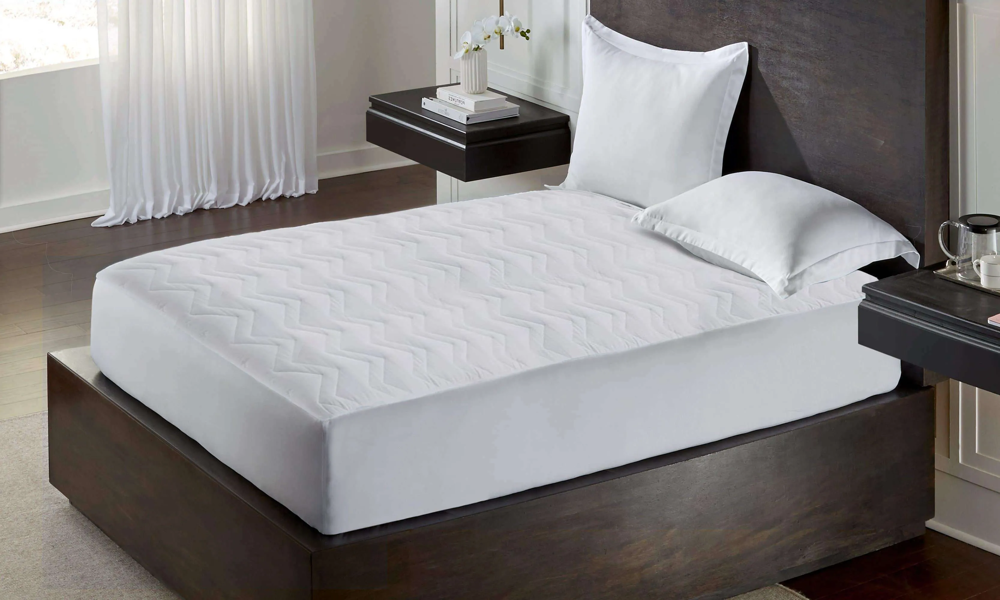 Kathy Ireland Classic Microfiber Mattress Pad