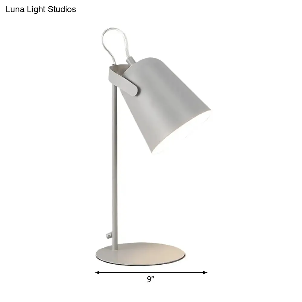 Nordic Style Rotatable Desk Lamp: Metal Plug-In Light for Dormitory Bedroom